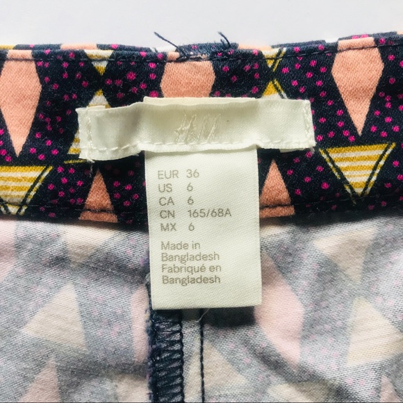 H&M Patterned Shorts - Picture 4 of 5
